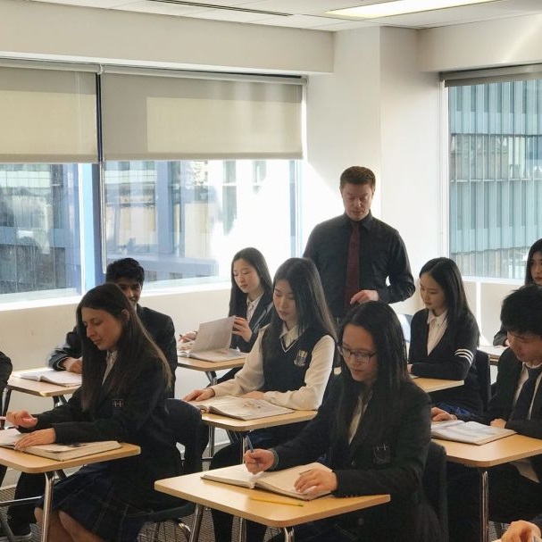 Small class sizes helping mature students finish high school in Vancouver BC