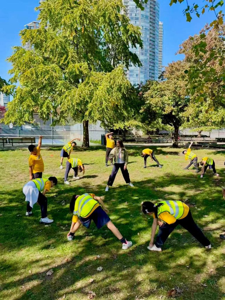 elementary students taking part in outdoor learning in Vancouver